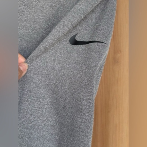 Nike Pro Dri-Fit Women's Long Sleeve 1/4 Zip Pullover Top Gray L Warm Stretch - Picture 8 of 16